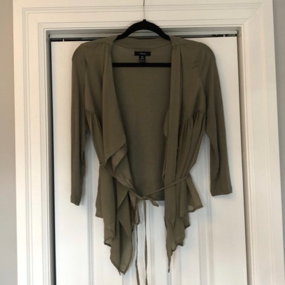 🌿 Pretty Soft Sheer Sweater Cardigan Wrap - Picture 6 of 7